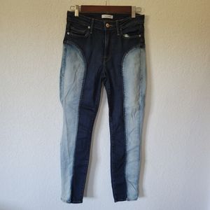 GOOD AMERICAN Good Legs Crop Skinny Jeans